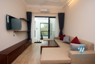 Spacious studio apartment with a small balcony on Hoang Hoa Tham Str, Ba Dinh